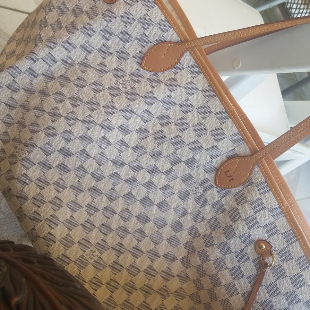 Louis Vuitton Damier Azur GM - Picture 5 of 5